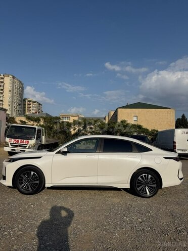 Changan Qiyuan A05 2024, 70,000 km - 1.5 l - Bakı