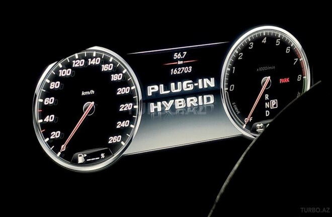 Mercedes  2016, 163,000 km - 3.0 l - Bakı