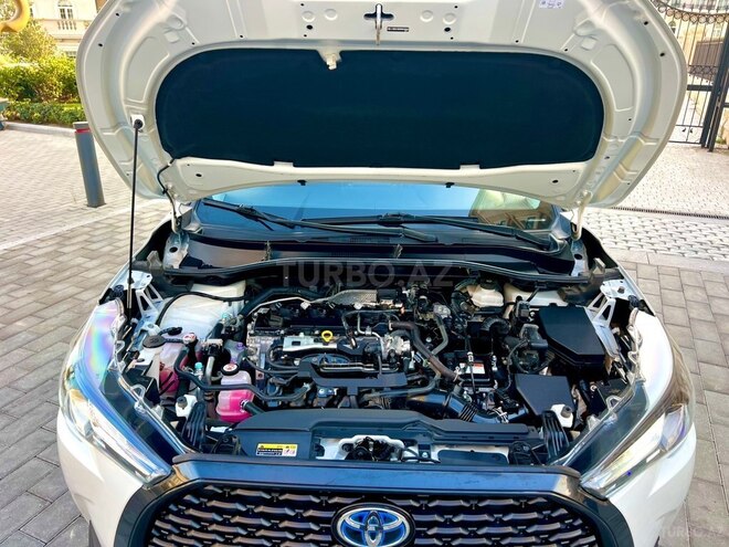 Toyota Corolla Cross 2024, 75,000 km - 2.0 l - Bakı