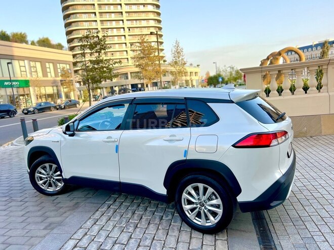 Toyota Corolla Cross 2024, 75,000 km - 2.0 l - Bakı