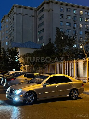 Mercedes C 230 2005, 239,000 km - 1.8 l - Bakı