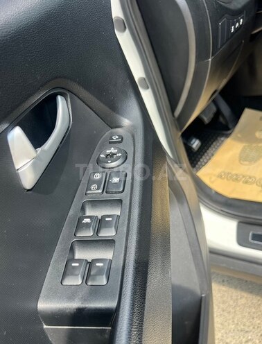 Kia Sportage 2011, 170,000 km - 2.0 l - Bakı