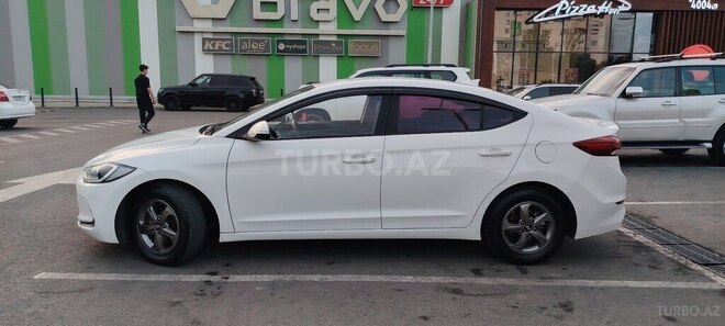 Hyundai Avante 2016, 251,000 km - 1.6 l - Sumqayıt