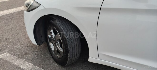 Hyundai Avante 2016, 251,000 km - 1.6 l - Sumqayıt