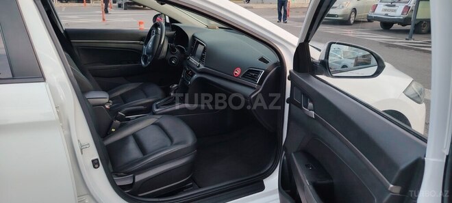 Hyundai Avante 2016, 251,000 km - 1.6 l - Sumqayıt