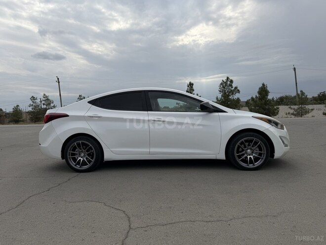Hyundai Elantra 2013, 222,000 km - 1.8 l - Yevlax