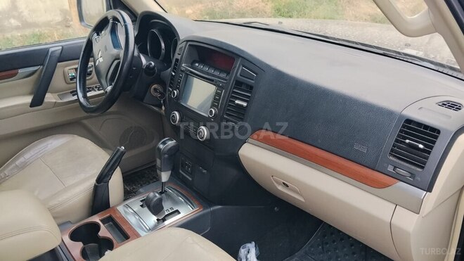 Mitsubishi Pajero 2007, 252,000 km - 3.0 l - Sumqayıt