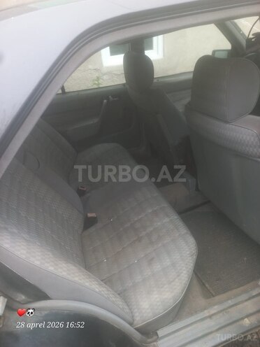 Mercedes 190 1989, 500,000 km - 2.0 l - Xaçmaz