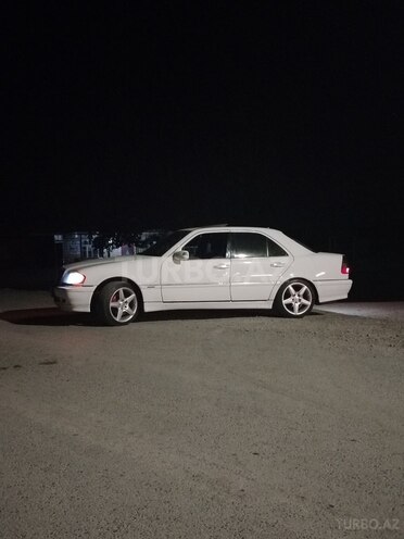 Mercedes C 220 1998, 625,000 km - 2.2 l - İmişli