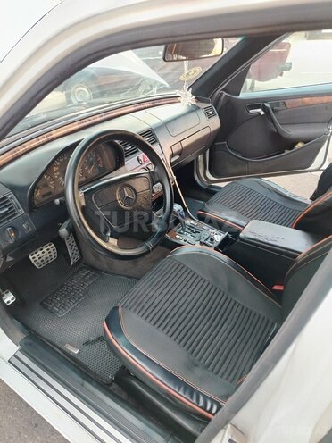 Mercedes C 220 1998, 625,000 km - 2.2 l - İmişli