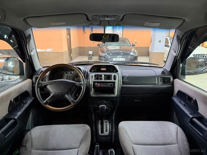 Mitsubishi Pajero io 2004, 305,021 km - 1.8 л - Xırdalan