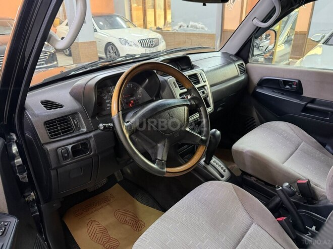 Mitsubishi Pajero io 2004, 305,021 km - 1.8 л - Xırdalan