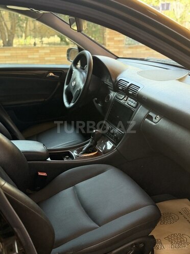 Mercedes C 240 2002, 383,000 km - 2.6 l - Bakı
