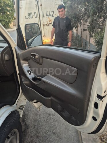 Hyundai H 100 2009, 386,000 km - 2.6 l - Bakı