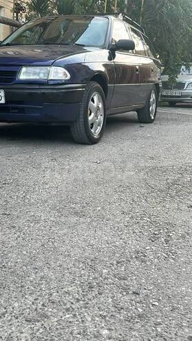 Opel Astra 1995, 457,000 km - 1.8 l - Bakı