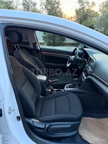 Hyundai Elantra 2019, 200,000 km - 2.0 l - Bakı