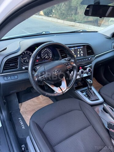 Hyundai Elantra 2019, 200,000 km - 2.0 l - Bakı