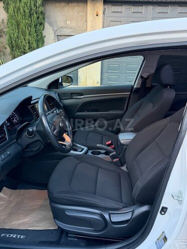 Hyundai Elantra 2019, 200,000 km - 2.0 l - Bakı