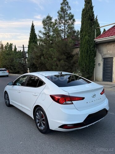 Hyundai Elantra 2019, 200,000 km - 2.0 l - Bakı