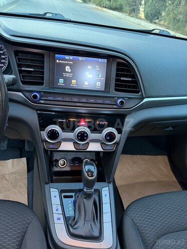Hyundai Elantra 2019, 200,000 km - 2.0 l - Bakı