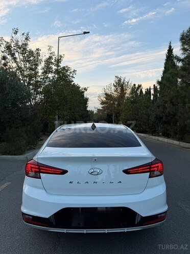 Hyundai Elantra 2019, 200,000 km - 2.0 l - Bakı