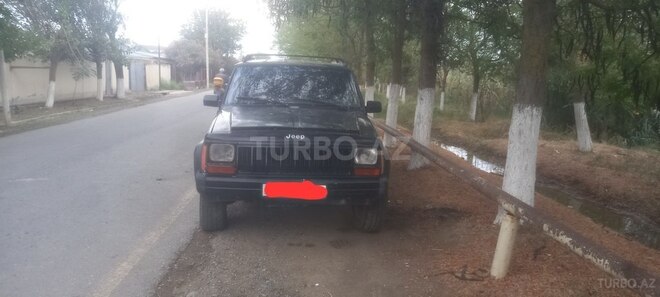Jeep Cherokee 1996, 244,586 km - 2.5 l - Biləsuvar