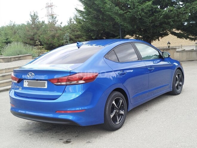 Hyundai Elantra 2016, 223,871 km - 2.0 l - Qusar