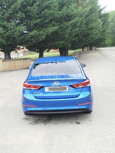 Hyundai Elantra 2016, 223,871 km - 2.0 l - Qusar