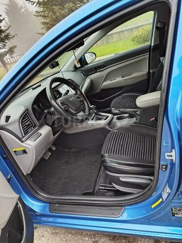 Hyundai Elantra 2016, 223,871 km - 2.0 l - Qusar