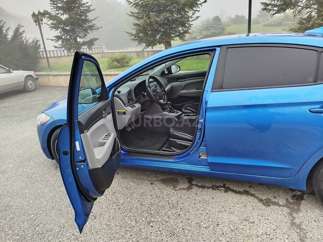 Hyundai Elantra 2016, 223,871 km - 2.0 l - Qusar