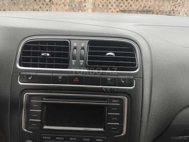 Volkswagen Polo 2013, 175,100 km - 1.6 l - Sumqayıt