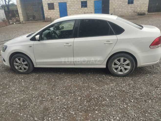 Volkswagen Polo 2013, 175,100 km - 1.6 l - Sumqayıt