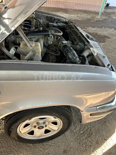 GAZ 31105 2005, 350,108 km - 2.3 l - Salyan