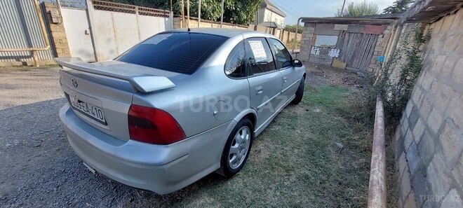 Opel Vectra 1999, 450,000 km - 2.0 l - Sabirabad