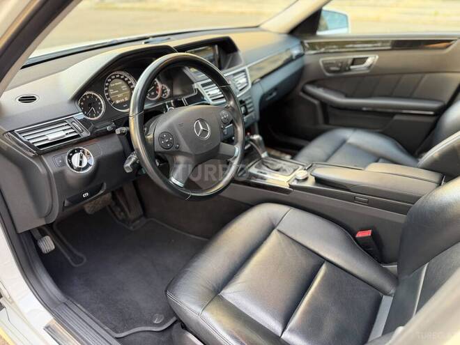 Mercedes E 200 2010, 149,547 km - 1.8 l - İsmayıllı