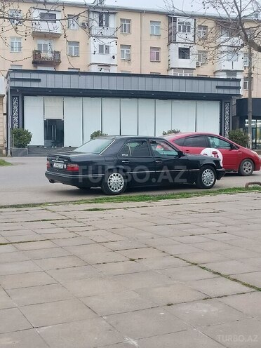 Mercedes E 220 1994, 360,000 km - 2.2 l - Lənkəran