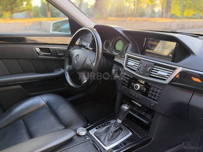 Mercedes E 200 2010, 149,547 km - 1.8 l - İsmayıllı