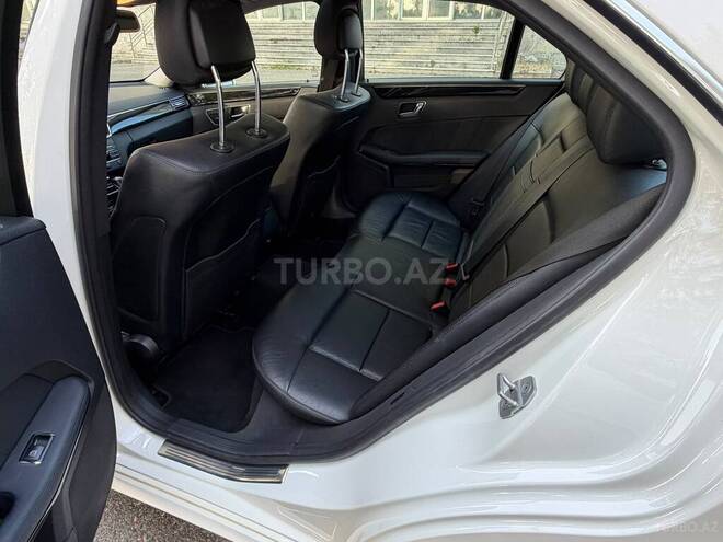 Mercedes E 200 2010, 149,547 km - 1.8 l - İsmayıllı