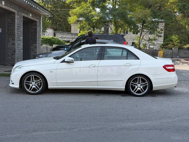 Mercedes E 200 2010, 149,547 km - 1.8 l - İsmayıllı