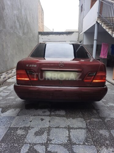 Mercedes E 200 1999, 398,800 km - 2.0 l - Gəncə