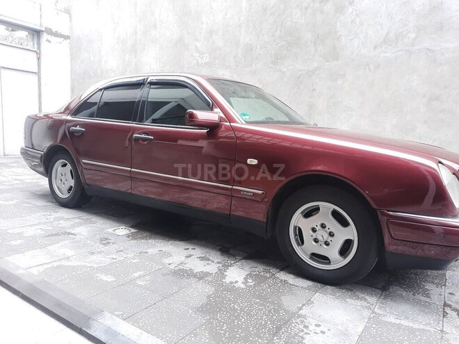 Mercedes E 200 1999, 398,800 km - 2.0 l - Gəncə
