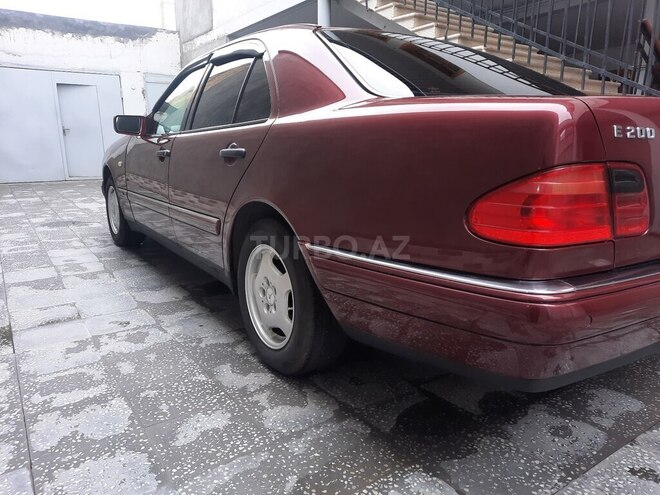 Mercedes E 200 1999, 398,800 km - 2.0 l - Gəncə