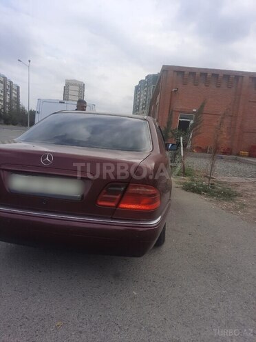 Mercedes E 200 1999, 398,800 km - 2.0 l - Gəncə
