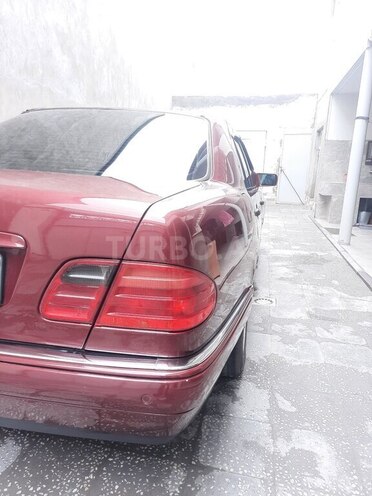 Mercedes E 200 1999, 398,800 km - 2.0 l - Gəncə