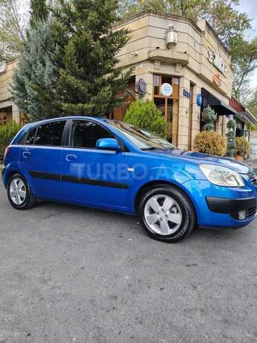 Kia Rio 2006, 290,000 km - 1.4 l - Şəki