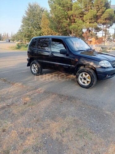 Chevrolet Niva 2005, 484,840 km - 1.7 l - Goranboy