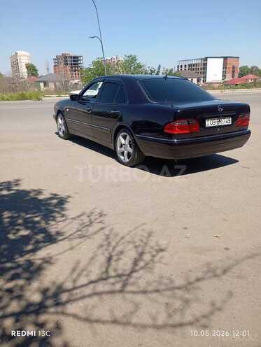 Mercedes E 200 1997, 300,000 km - 2.0 l - Gəncə