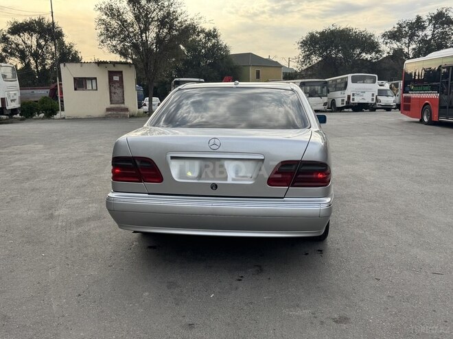 Mercedes E 280 1996, 117,000 km - 2.8 l - Bakı