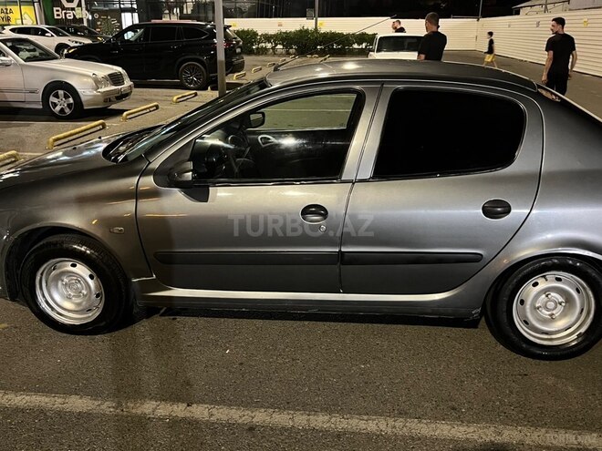 Iran Khodro Runna 2014, 240,000 km - 1.6 l - Bakı