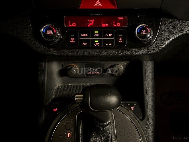 Kia Sportage 2010, 234,000 km - 2.0 л - Gəncə